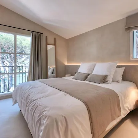 Villa Elegance And Luxury Villa In Grimaud
